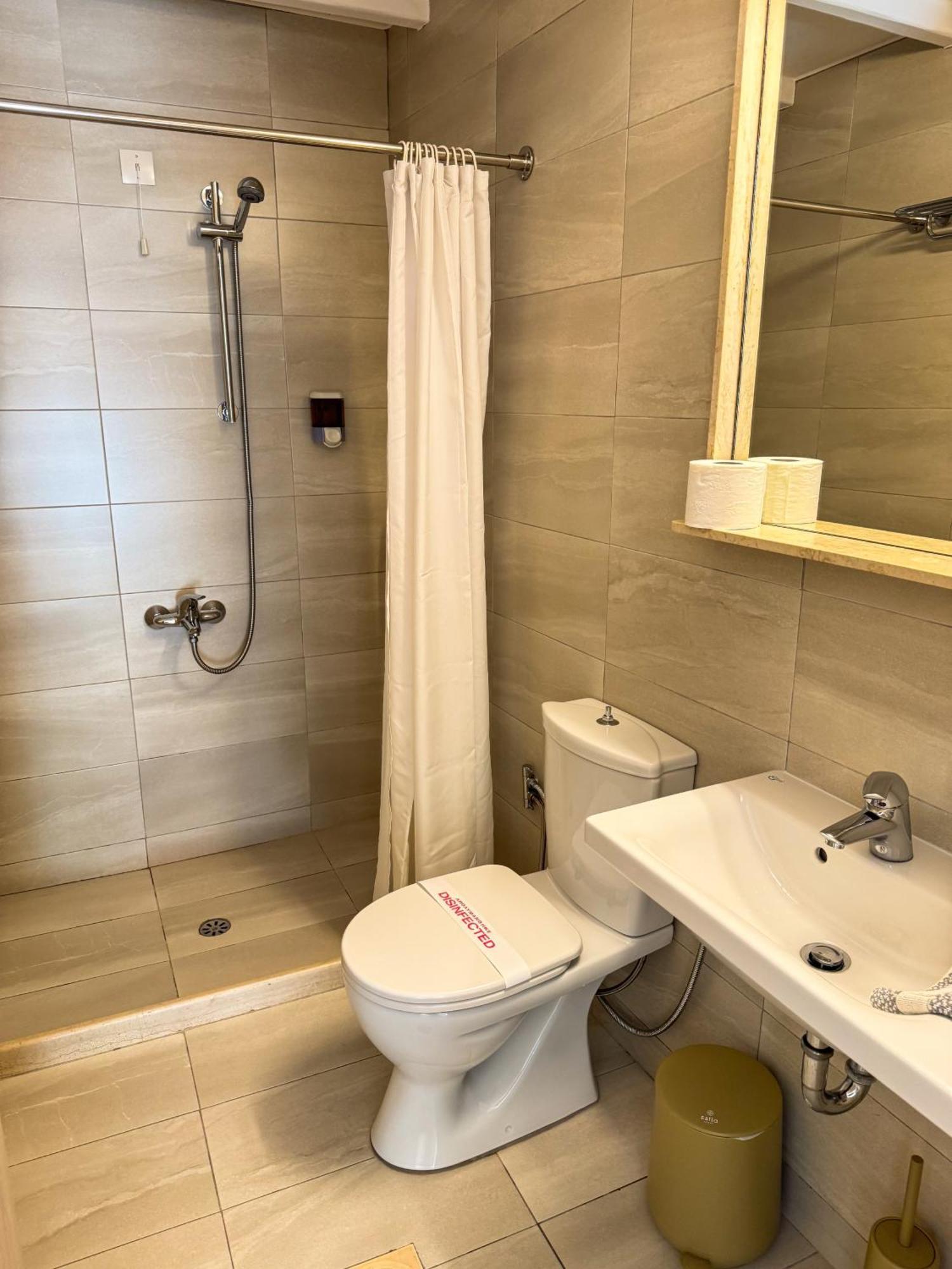 Filoxenia Apartments Adamantas  Dış mekan fotoğraf